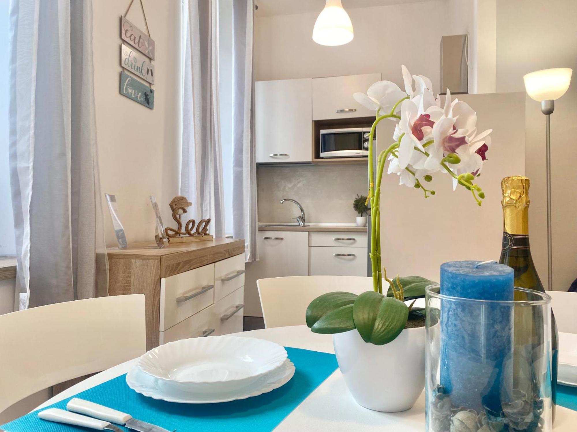 Mazzini 12, Elegant Central Apartment With Free Private Garage 800 M, Air Conditioning, Wi-Fi, Just 100 M From The Public Beach Rapallo Ngoại thất bức ảnh
