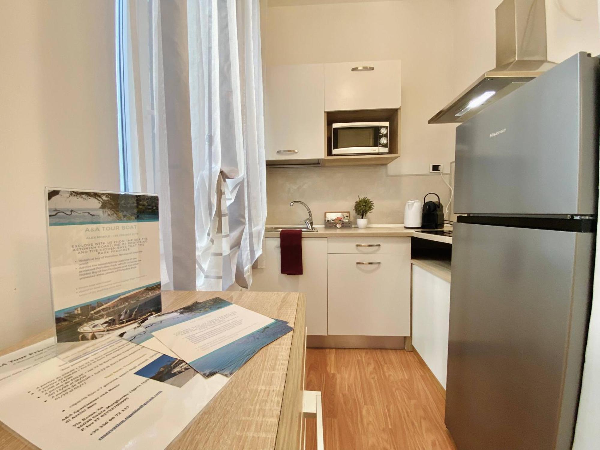 Mazzini 12, Elegant Central Apartment With Free Private Garage 800 M, Air Conditioning, Wi-Fi, Just 100 M From The Public Beach Rapallo Ngoại thất bức ảnh