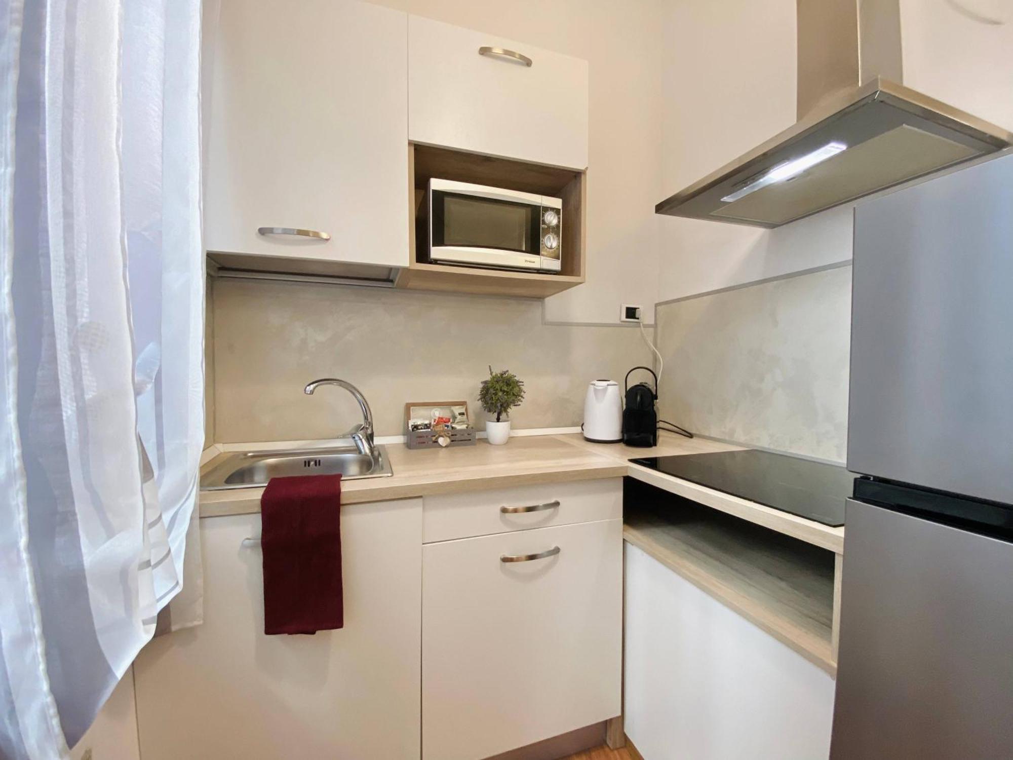 Mazzini 12, Elegant Central Apartment With Free Private Garage 800 M, Air Conditioning, Wi-Fi, Just 100 M From The Public Beach Rapallo Ngoại thất bức ảnh